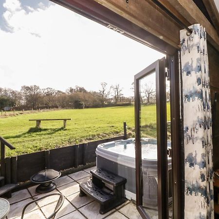 Deer lodge at Chapel Lodges Wimborne Minster Eksteriør billede