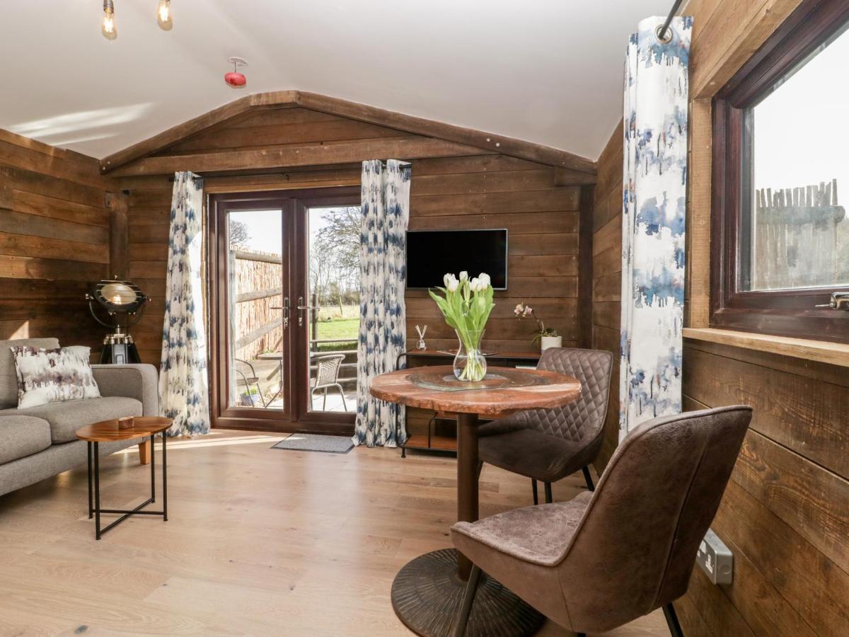 Deer lodge at Chapel Lodges Wimborne Minster Eksteriør billede