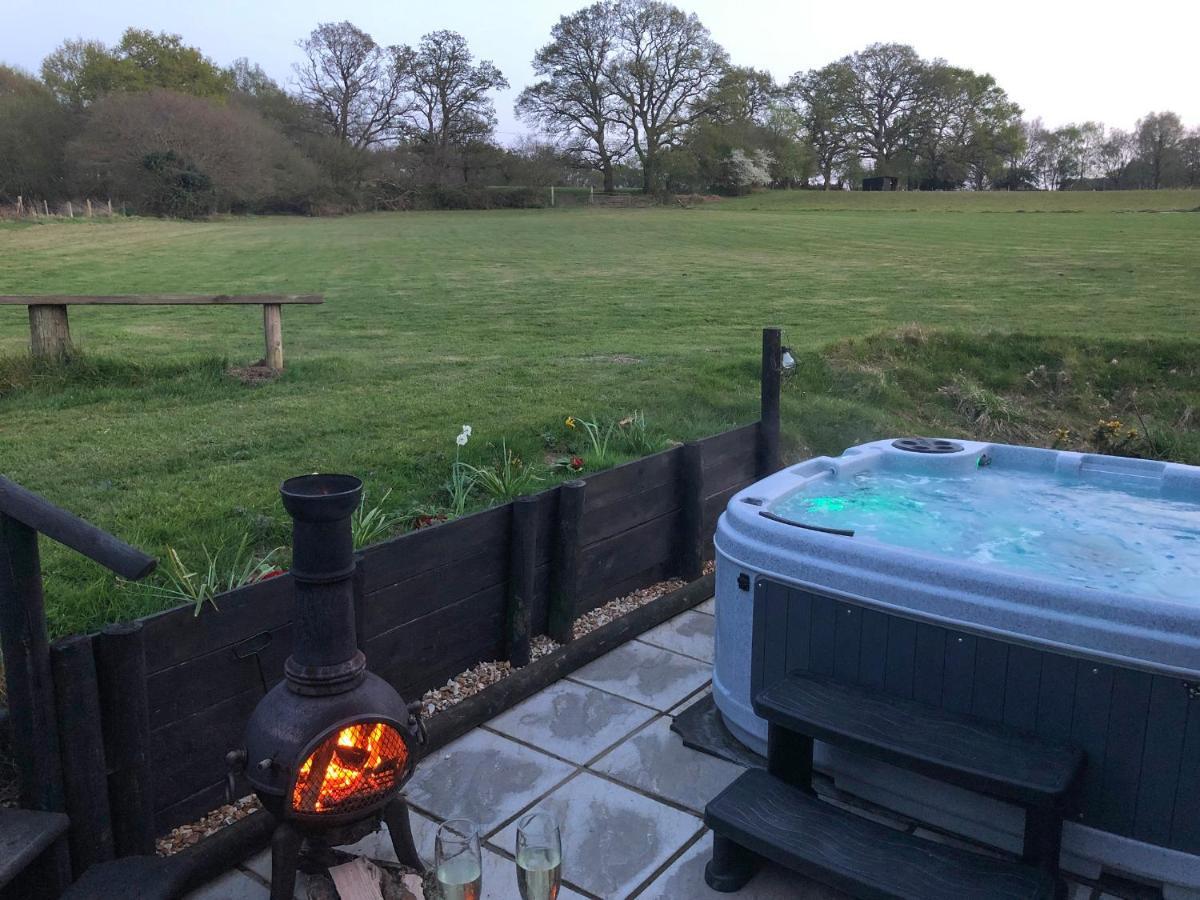 Deer lodge at Chapel Lodges Wimborne Minster Eksteriør billede